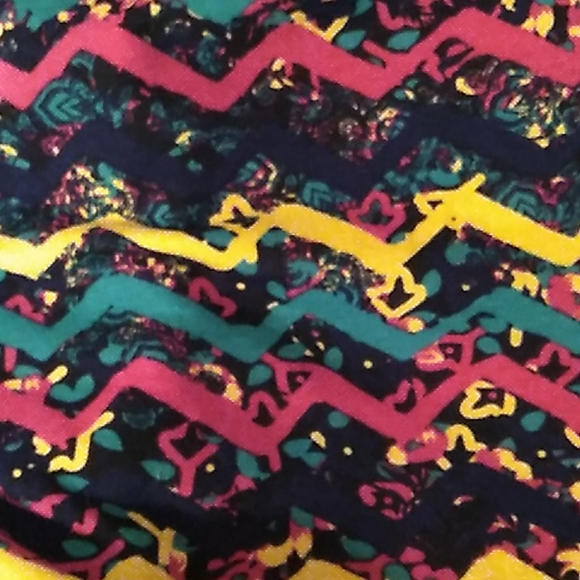 Lularoe Julia - Picture 2 of 4